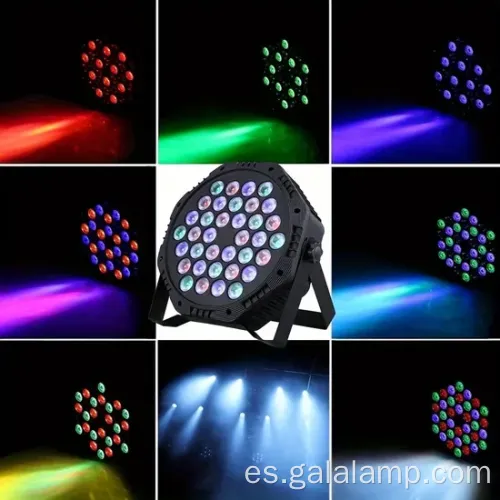 Luz de fiesta con una lámpara de escenario de atmósfera de discoteca